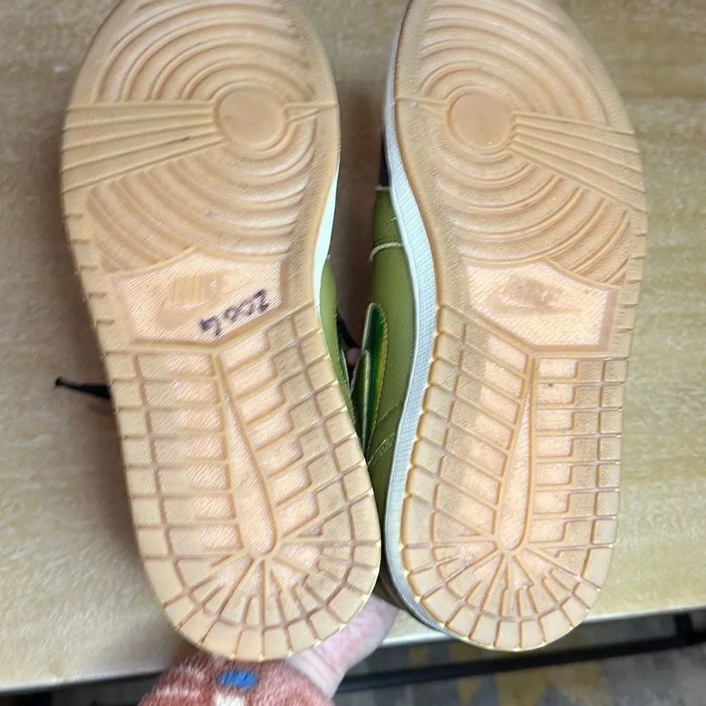 Air Jordan 1 Retro High‎ Nouveau 'Militia Green'